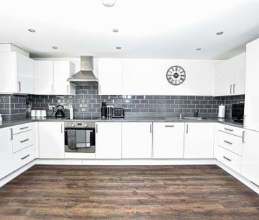 2 bedroom apartment to rent - Photo 6