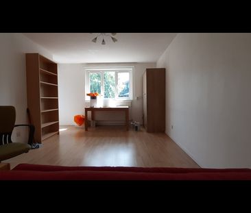 1 Bed Flat, Wynford Road, N1 - Photo 3