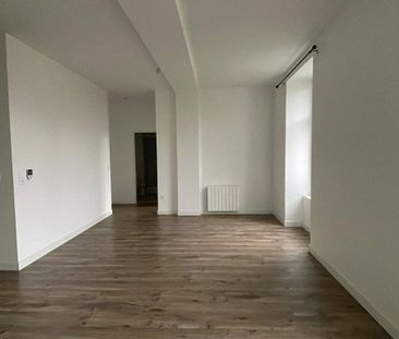 Appartement 5 pièces - - Photo 2