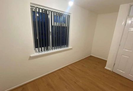 Ashcroft Grove, Birmingham, West Midlands, B20 - Photo 2