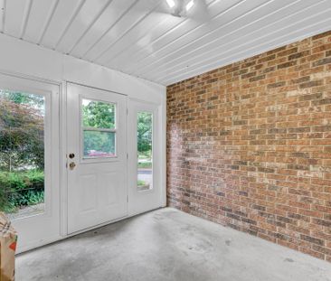 For Lease - 370A Churchill Court, Waterloo, Ontario - Photo 3