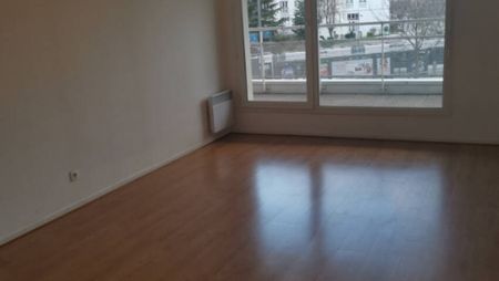 Appartement T3 - terrasse - parking - Résidence La Fontaine - Photo 3