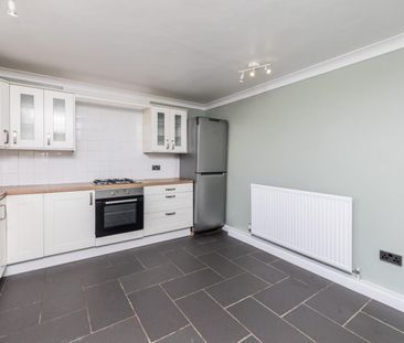 2 bedroom House To Let - Photo 2