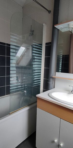 Location Appartement 2 pièces 42m² - Photo 1