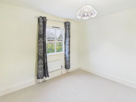 2 bedroom semi-detached house to rent - Photo 3