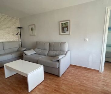 Piso de alquiler en Avenida Benidorm, Playa de San Juan - Photo 1