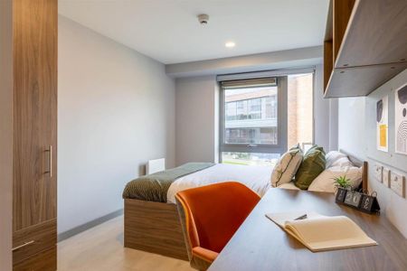 1 bedroom in a flat share to rent - Photo 5