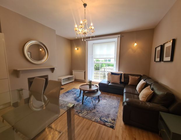 TO LET, Apt 1 10 Harcourt Terrace, Dublin 2, €2,275 Per Month - Photo 1