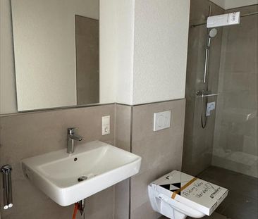 WOW, die Aussicht - Moderne Wohnung mit Dachterrasse direkt am Flie... - Photo 6