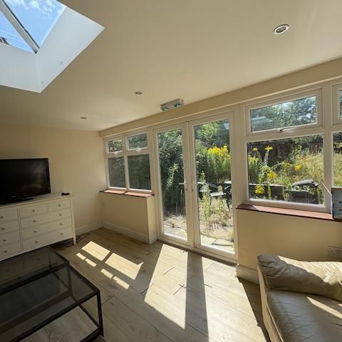 6 bedroom house to rent - Photo 1