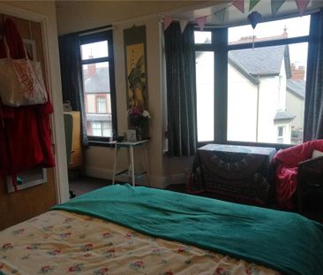 4 bedroom terraced house to rent - Photo 4