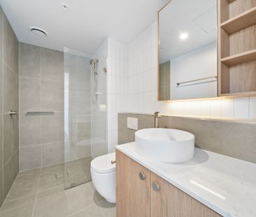 WOVA Living Redefined: Chic, Contemporary, and Perfectly Located - Photo 5