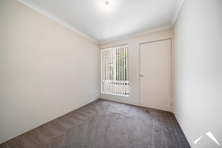 1/8 Sarah Street, MAYLANDS WA 6051 - Photo 3