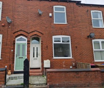 2 bedroom terraced house to rent - Photo 2