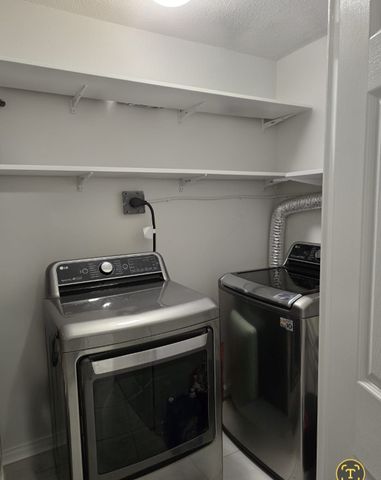 For Lease - 10 Edgecliff Golfway Unit# 1819, Toronto, Ontario - Photo 5