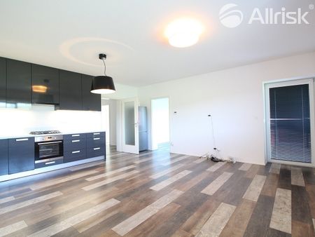 Pronájem bytu 2+kk 68 m² - Photo 2