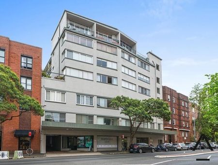 Bright Studio Apartment in Prime Potts Point Location - Photo 2