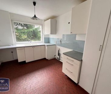 Location Appartement 3 pièces 75m² VELIZY VILLACOUBLAY 78140 - Photo 1