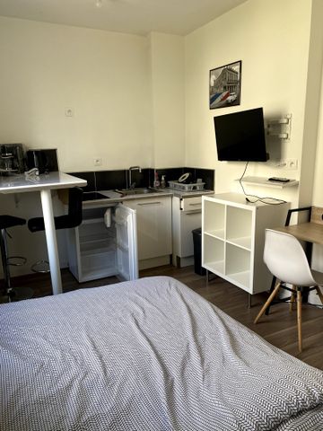 Location Appartement 1 pièce 16m² - Photo 4