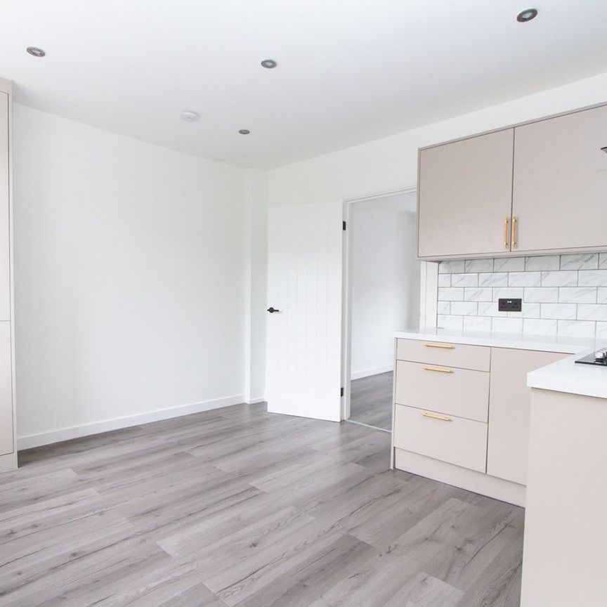 3 Bed Terraced House, Hockett Street, CV3 - Photo 1