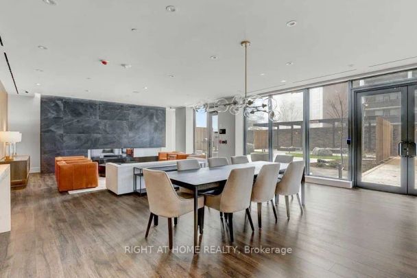 21 Park Street E #512 - Photo 1