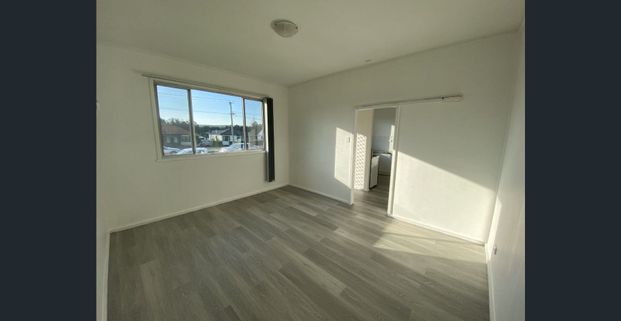 Water usage included - Photo 1