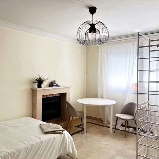 Calle Jaenar, Madrid, Community of Madrid 28043 - Photo 1