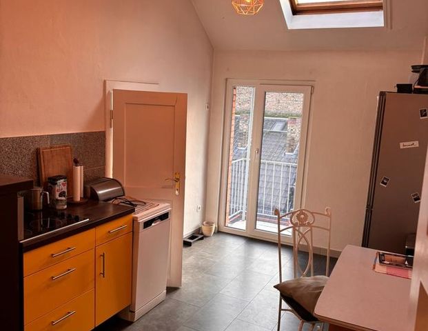 Attraktive 2 Zi Altbauwohnung in Wiesbaden - Foto 1