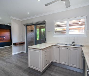 Sleek, Stylish & Superbly Located Apartment in Jamisontown - Photo 6