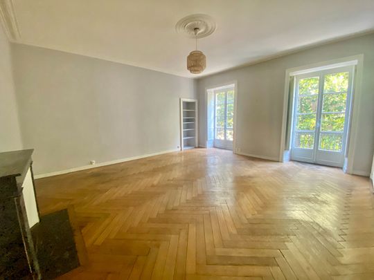 A Louer - Nantes Centre - Grand Appartement 6 Pièces De 175.24 M² - Photo 1