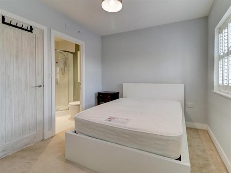 4 bedroom house to rent - Photo 5