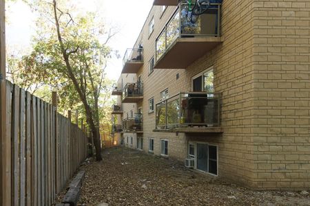 For Lease - 93 High Street, London South, Ontario - Photo 2