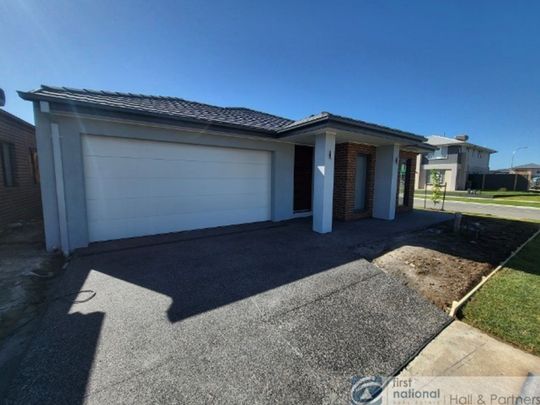 82 Fairground Promenade, 3806, Berwick Vic - Photo 1