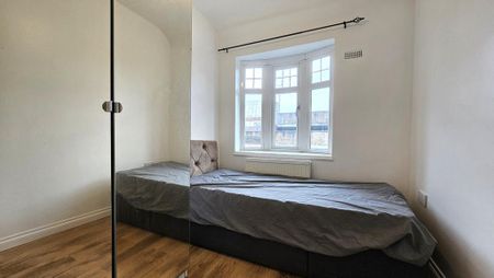 4 bedroom townhouse to rent - Photo 5