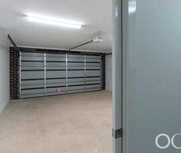 Open the Door To Contemporary Coastal Luxury - Photo 6