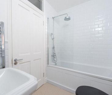 3 bedroom detached house to rent - Photo 5