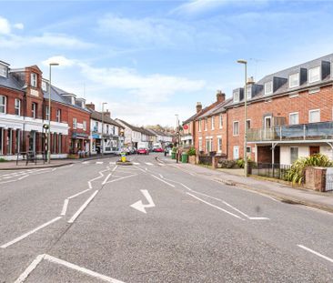 1 Bedroom Flat / Apartment - Stockbridge Road, Winchester - Photo 5