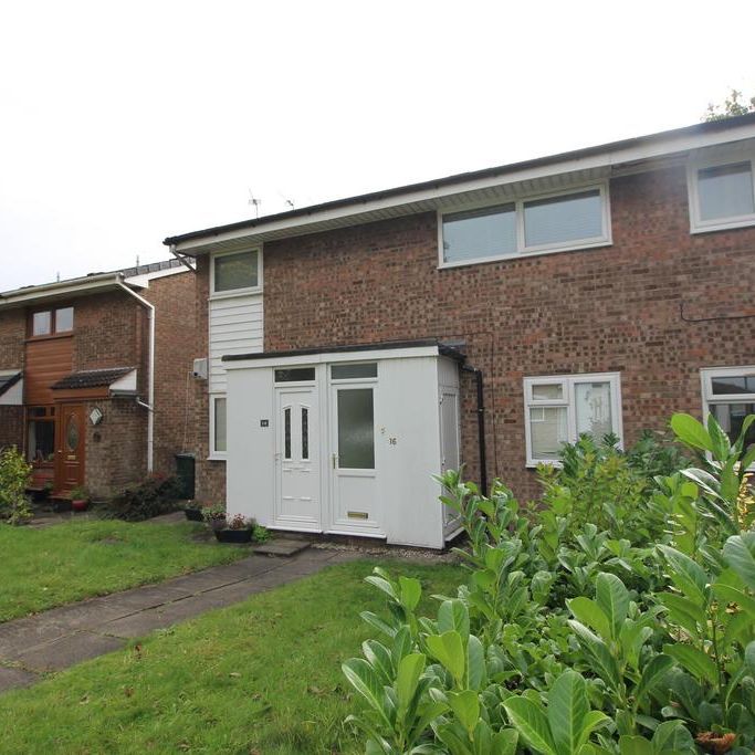 2 bedroom flat to rent - Photo 1