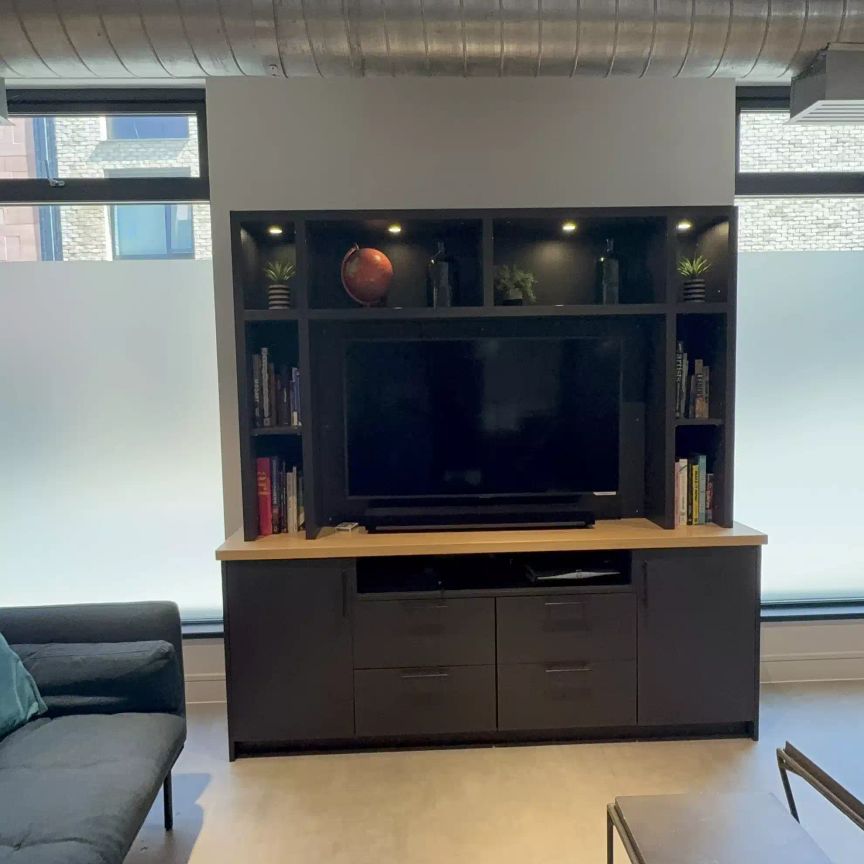 Silver Studio - Photo 1