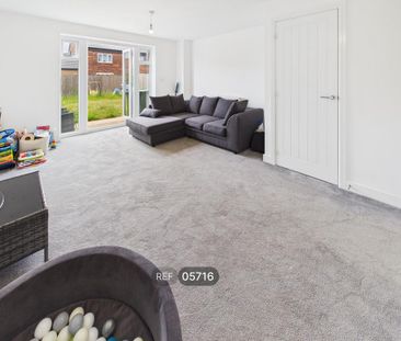 2 bedroom property to rent - Photo 1