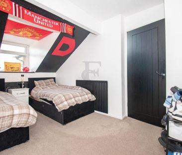 4 bedroom detached house to rent - Photo 3