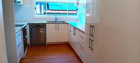 Home For Rent - Photo 3