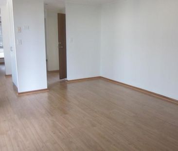 Neat 3 bedroom home - Photo 1