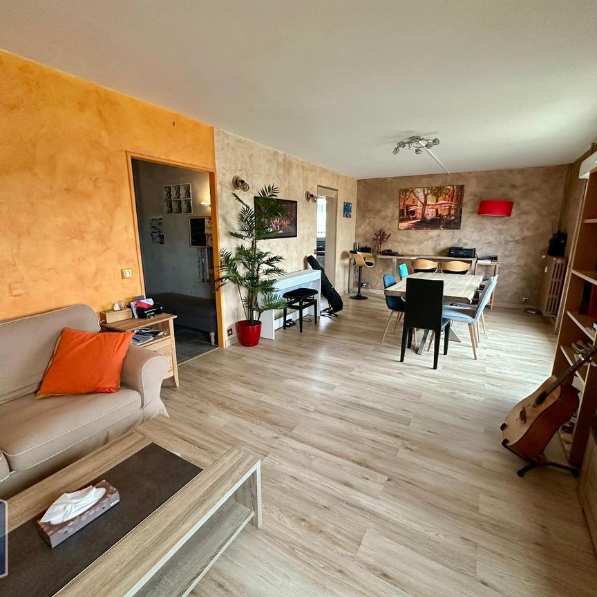 Location Appartement 3 pièces 72m² CHATEAUROUX 36000 - Photo 1