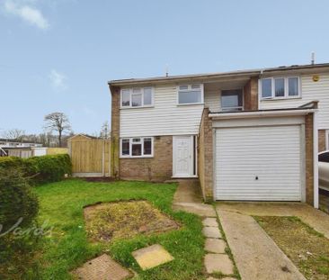 3 bedroom semi-detached house to rent - Photo 1