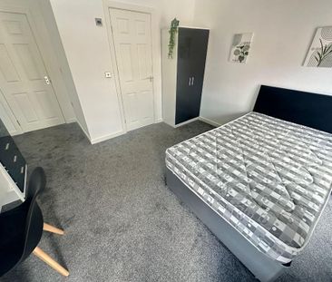 6 bedroom terraced house to rent - Photo 6
