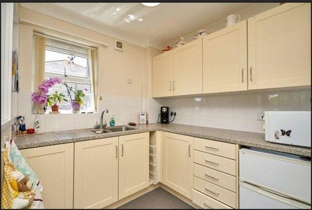 1 bedroom flat to rent - Photo 5