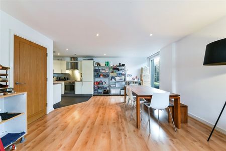 Brewhouse Yard, London, EC1V 4JQ - Photo 3