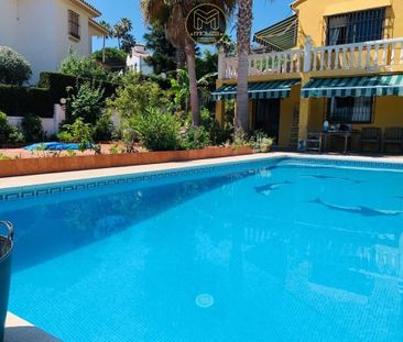 Chalet en alquiler en Arroyo Enmedio, Estepona - Photo 5