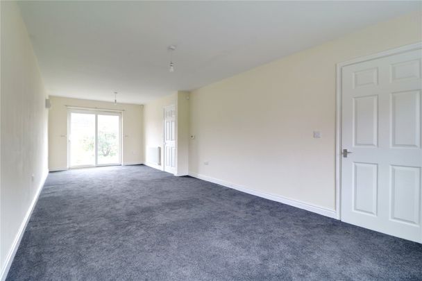 Far Ings Road, Barton-upon-Humber, Lincolnshire, DN18 5AZ - Photo 1